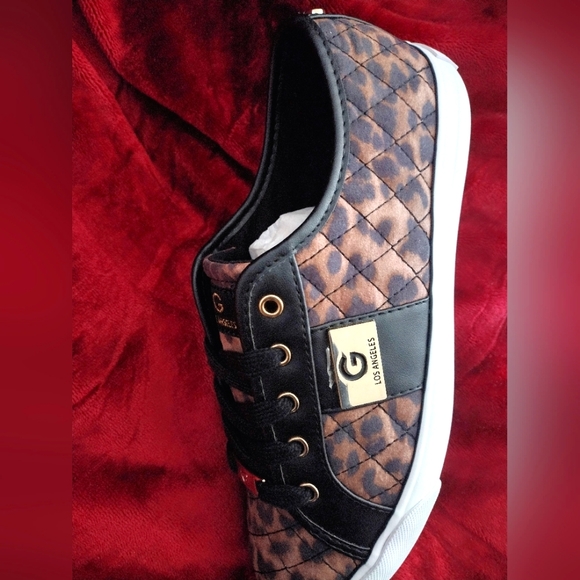 G by Guess Backer10 Los Angeles Leopard in Size 8 M - Picture 2 of 9